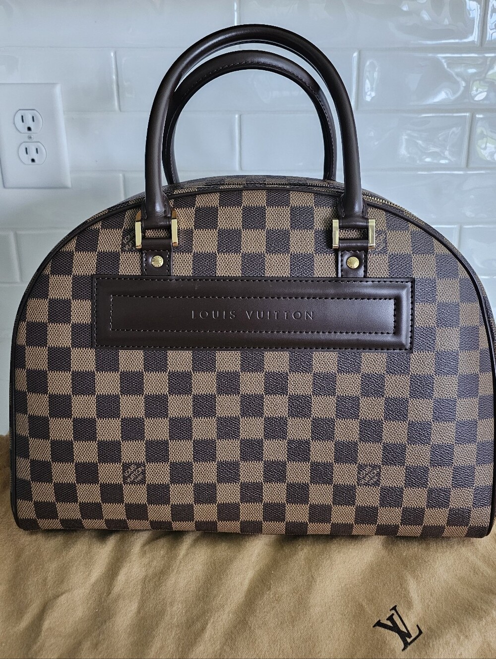 LOUIS VUITTON Nolita - Damier Ebene